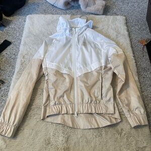 Vintage Women’s Nike Windbreaker